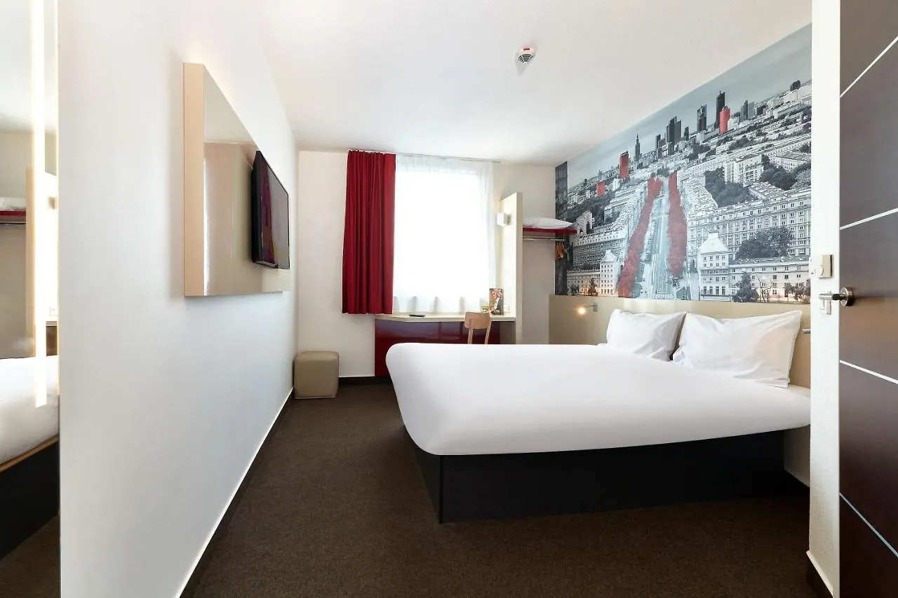B&B Hotel Warszawa-Okecie