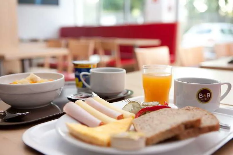 B&B Hotel Warszawa-Okecie Polen