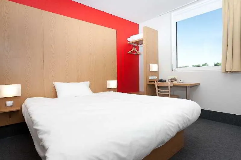 B&B Hotel Warszawa-Okecie