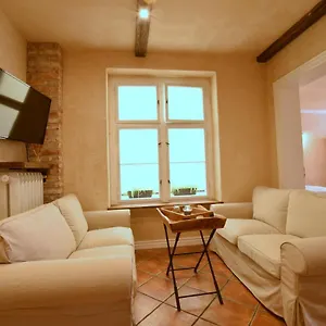 Habitación en casa particular De 55 M² En Centro Ciudad, Con 2 Habitación Breslavia