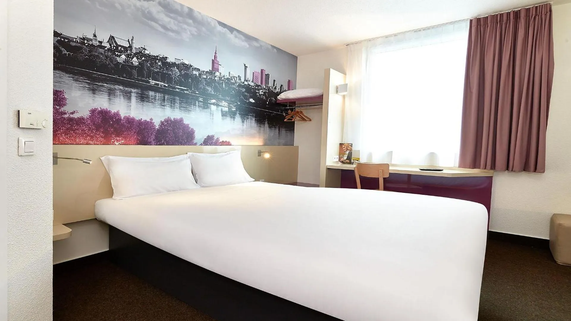 B&B Hotel Warszawa-Okecie 2*, Varşova