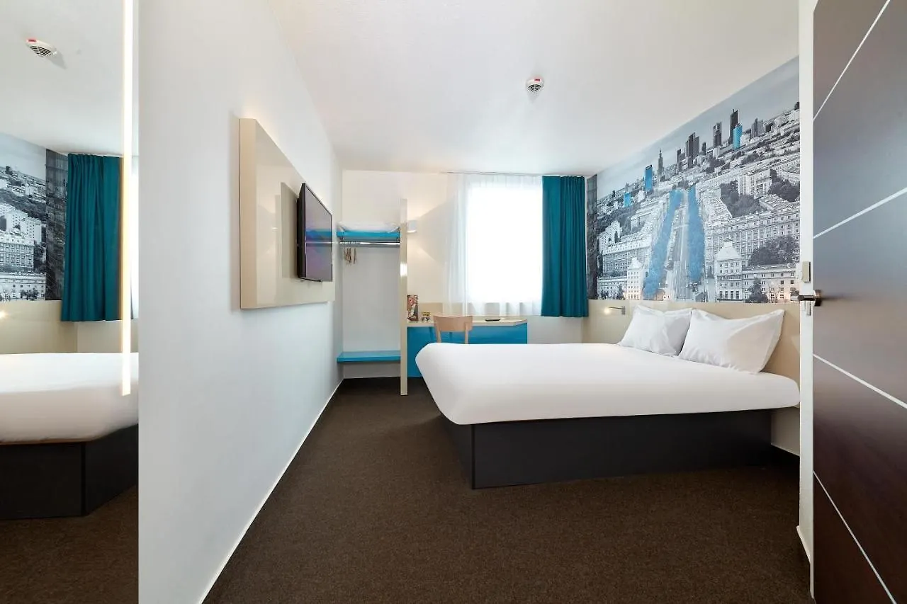 B&B Hotel Warszawa-Okecie