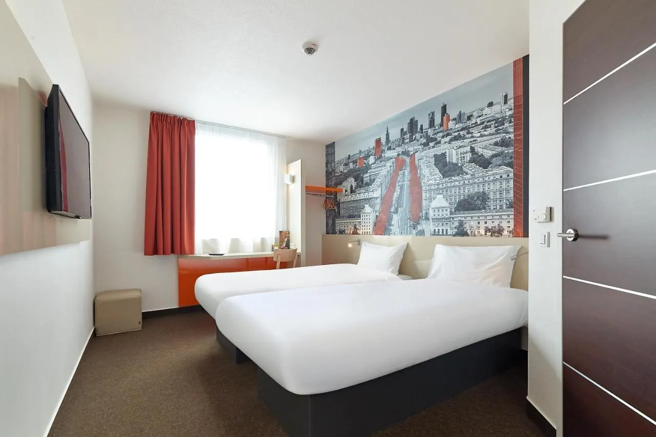 B&B Hotel Warszawa-Okecie Varšava