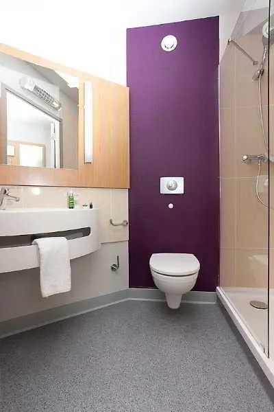 **  B&B Hotel Warszawa-Okecie Polsko